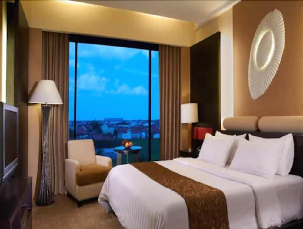 Rattan Inn Hotel Banjarmasin  Exterior photo
